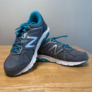 New Balance Tech Ride with Ultra Soft Comfort inserts; Gray and Teal; Sz 8